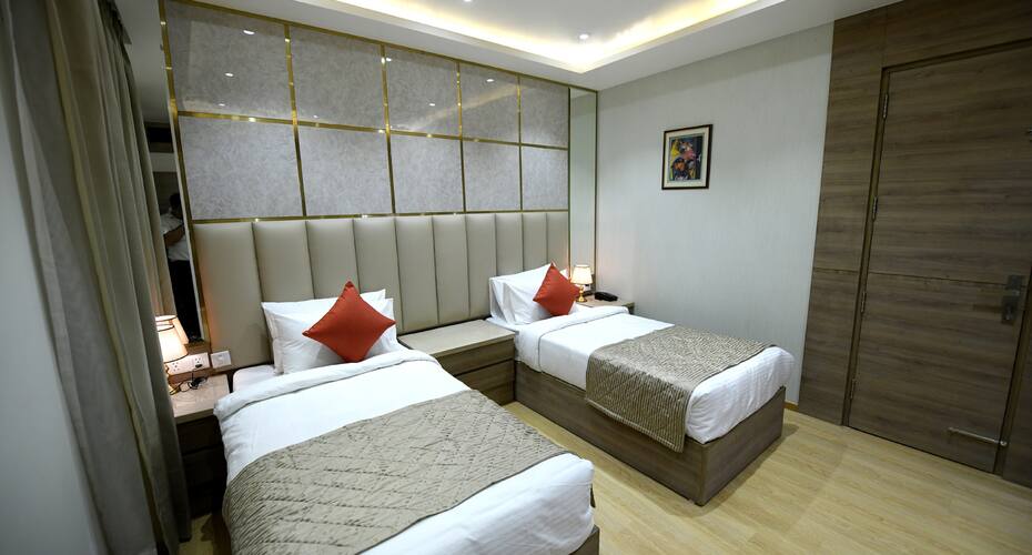 Tony Inn, New Delhi 5